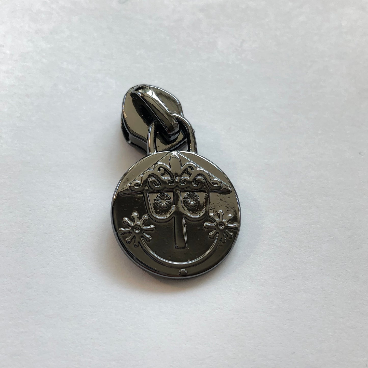 Clock Face - Zipper Pulls