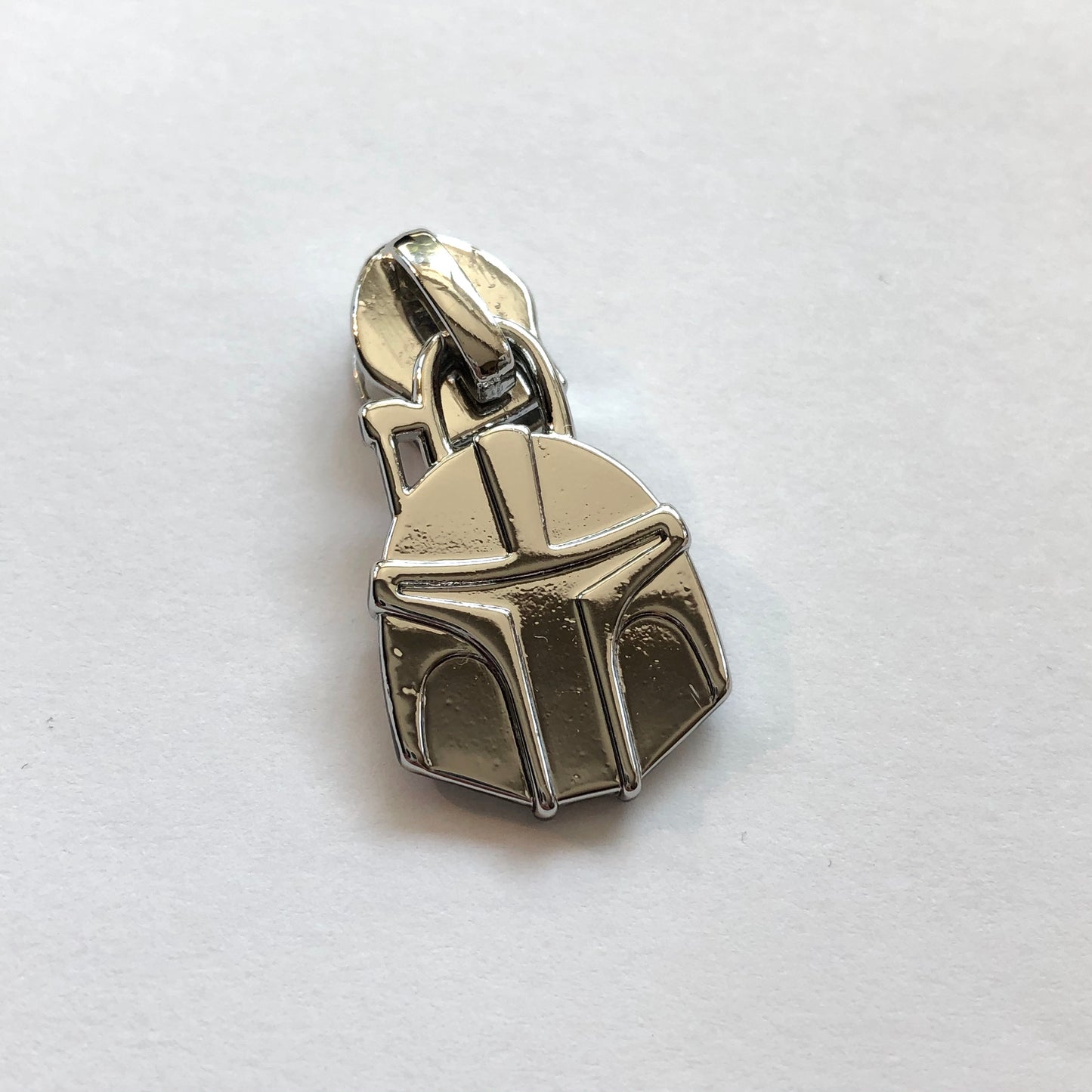 Helmet - Zipper Pulls